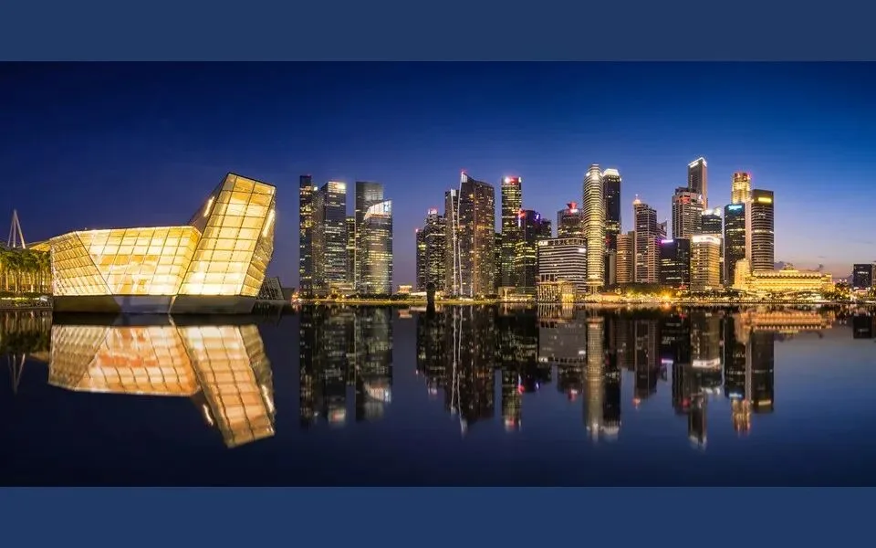The Blue Hour Loved by City, Architecture & Portrait Photographers: How to Shoot It · Fig. 44