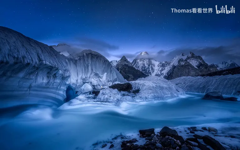 The Blue Hour Loved by City, Architecture & Portrait Photographers: How to Shoot It · Fig. 12
