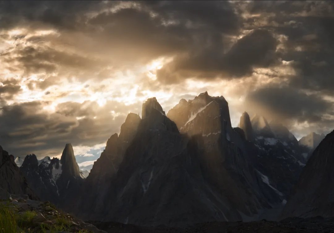 Advanced Uses of the Clone Stamp Tool in Landscape Retouching · Fig. 14