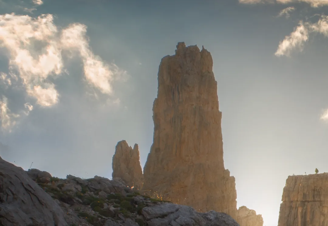 Advanced Uses of the Clone Stamp Tool in Landscape Retouching · Fig. 17