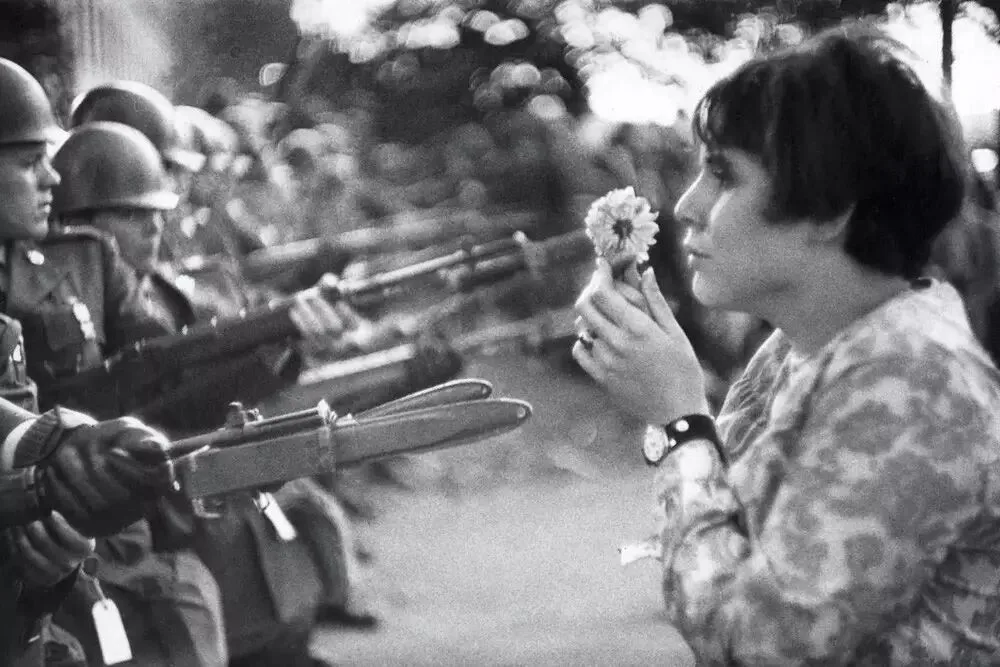 The Secret of Great Photos: Contrast and Conflict · Fig. 3
