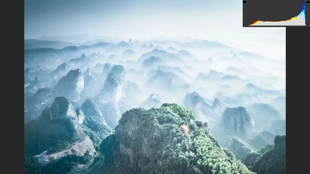 暗黑的魔力！为什么摄影大神们都喜欢用暗调？ · 图29