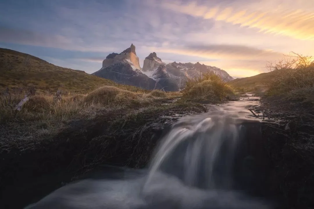How a Pro Turned a Ditch into a Giant Waterfall: The Contrast Is Incredible · Fig. 2