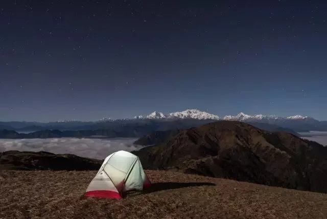 To See All 14 Eight-Thousand-Meter Peaks, Just Trek These 5 World-Class Routes · Fig. 3