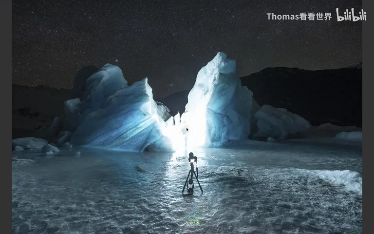 How to Light a 10-Meter Glacier? Shooting the Milky Way over Icebergs · Fig. 6
