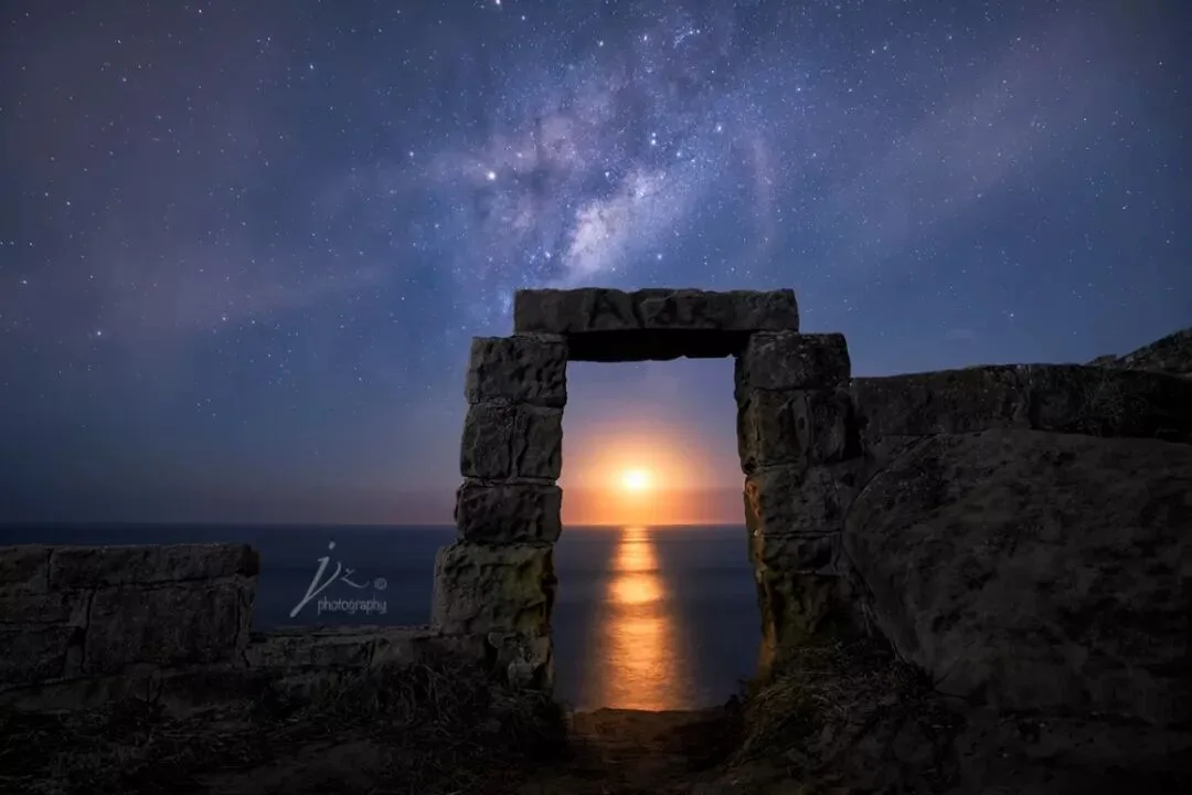 这些照片是把太阳和星空P在一起吗？浅谈月升、月落的拍摄~ · 图3