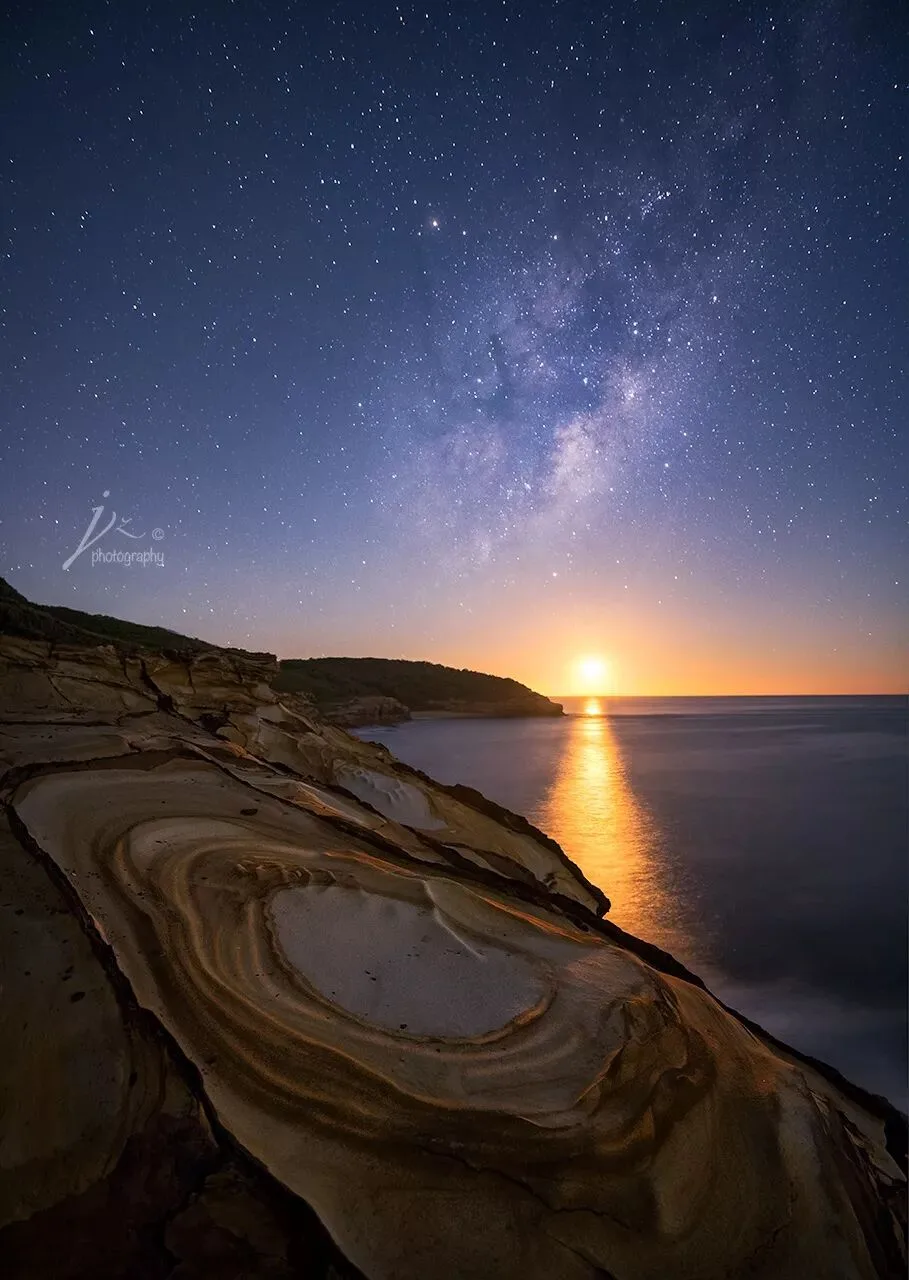 这些照片是把太阳和星空P在一起吗？浅谈月升、月落的拍摄~ · 图8