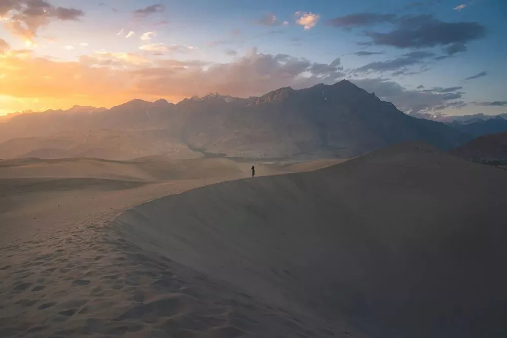 The World's Most Breathtaking Snow Mountains and Glaciers Are Right Here! · Fig. 8