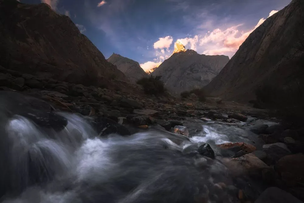 The World's Most Breathtaking Snow Mountains and Glaciers Are Right Here! · Fig. 11