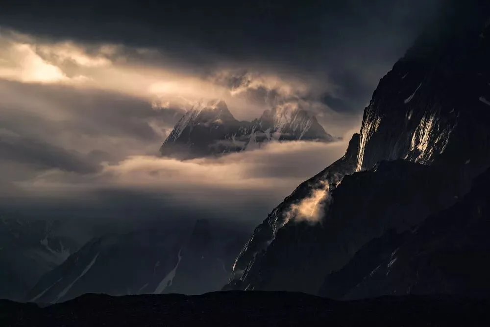 The World's Most Breathtaking Snow Mountains and Glaciers Are Right Here! · Fig. 27