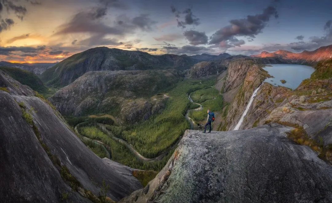 Dialogue with Landscape Photography Masters | Nicholas Roemmelt: Recording Expeditions with Photography · Fig. 10