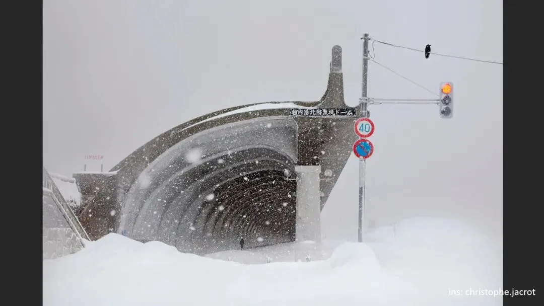 雨雪天这样拍更有质感！如何拍出清晰的雨点/雪花？ · 图48