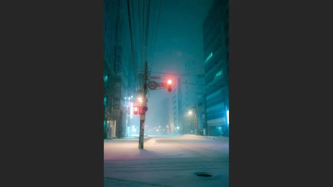 Rainy Days Aren't Good for Shooting? This Photographer Specializes in Rainy City Masterpieces! · Fig. 34