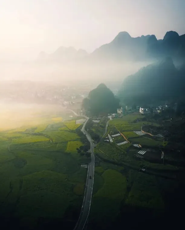 These Beautiful Places Are All in China? So Cool! · Fig. 13