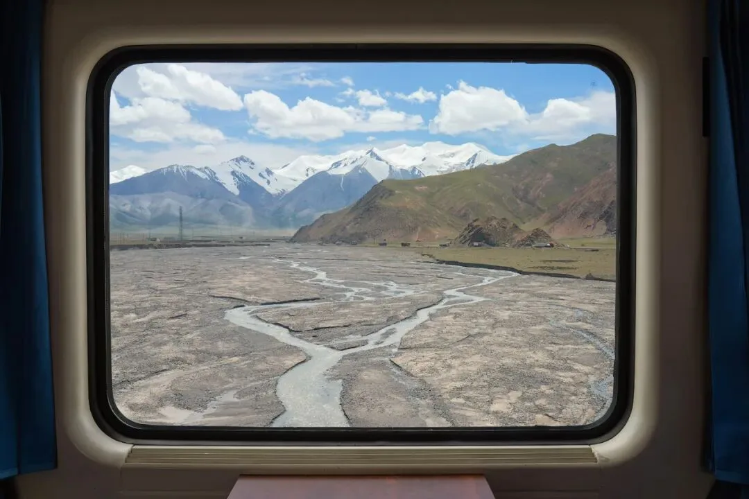 Why Do I Photograph Landscapes from Trains? The Story and Motivation Behind It · Fig. 28