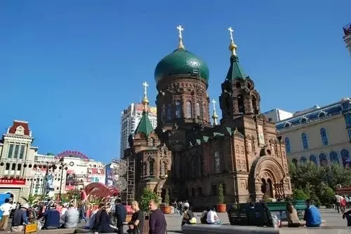 如何在人多的地方拍好旅行照？ · 图12